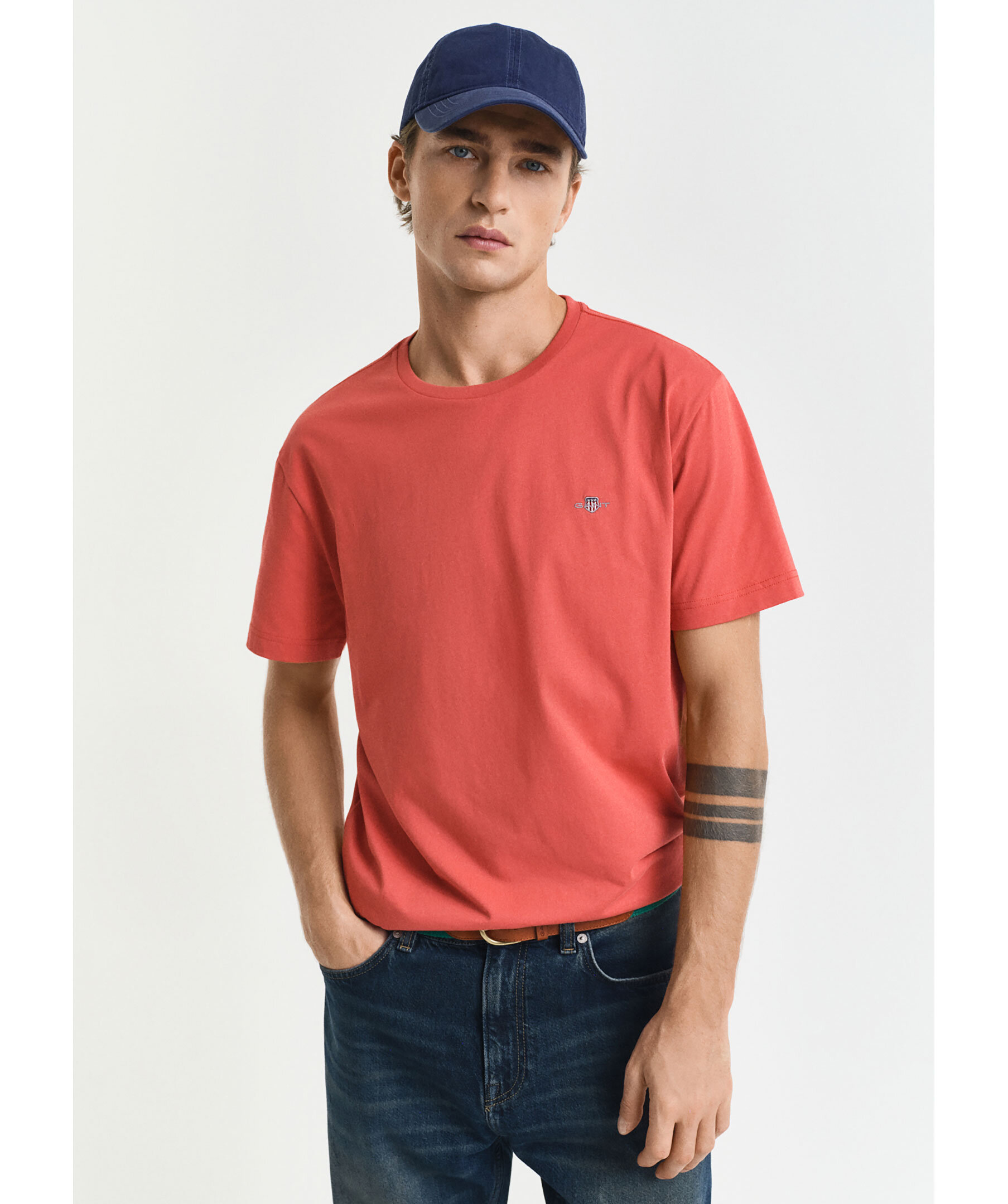 Reg shield ss t-shirt