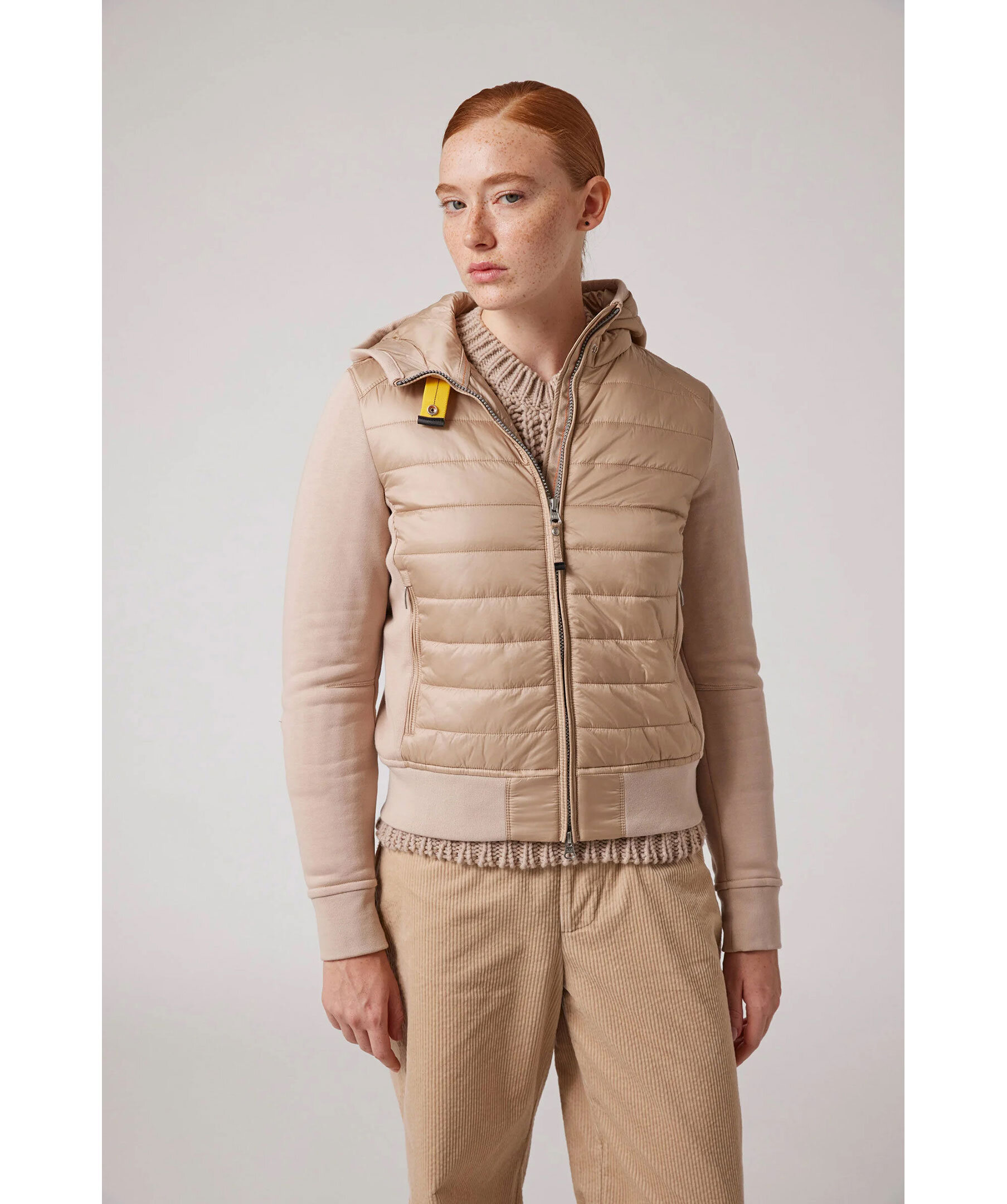 Handla Caelie hybrid jacket, Beige hos bestofbrands.com